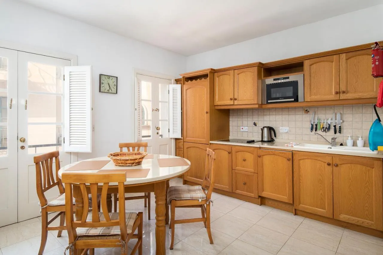 Modern 2Br Apartment Close To Sea, In The Heart Of Sliema